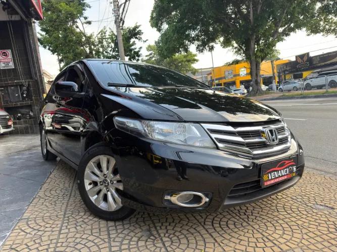 Honda City Sedan LX 1.5 Flex 16V 4P Aut. 2013
