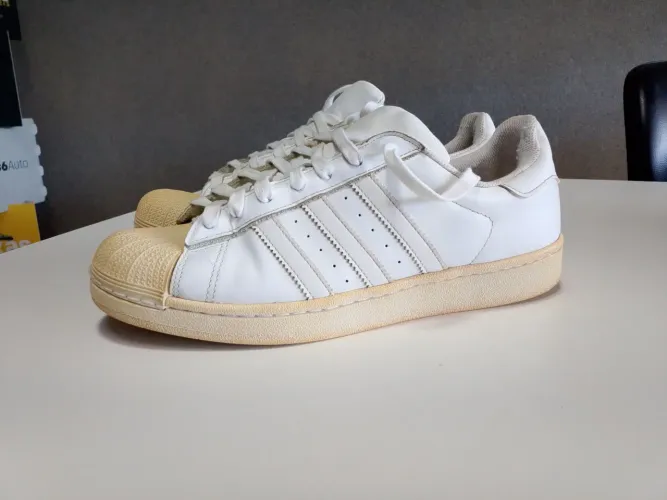 TENIS ADIDAS SUPERSTAR ORIGINAL N.39
