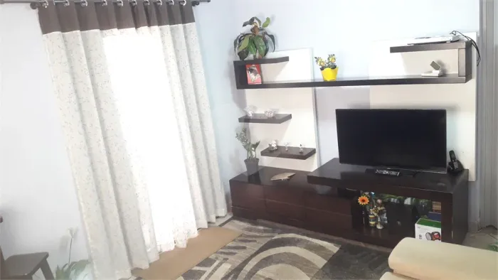 Casa à venda com 3 quartos em Conjunto Habitacional Jova Rural, São Paulo