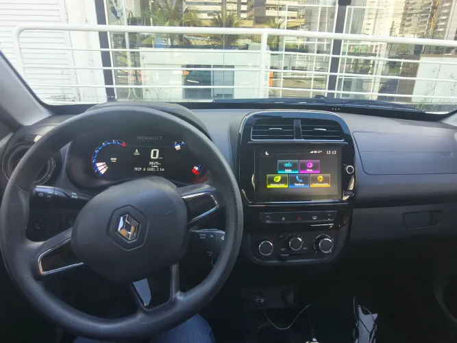 Renault Kwid Intense 1.0 Flex 12V 5P Mec. 2025