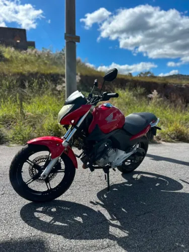 Cb 300 nova