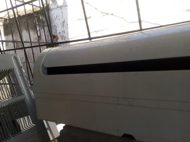 Evaporadora Springer 12 mil BTUs convencional r410