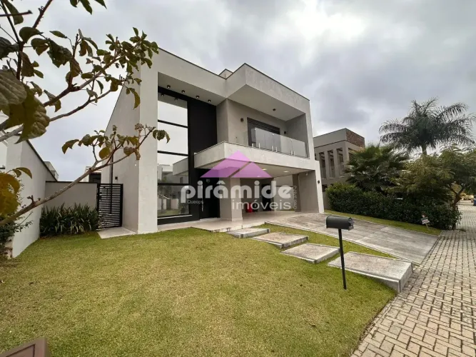 Casa de Alto Padrão à Venda no Urbanova | Condomínio Alphaville II | São José dos Campos