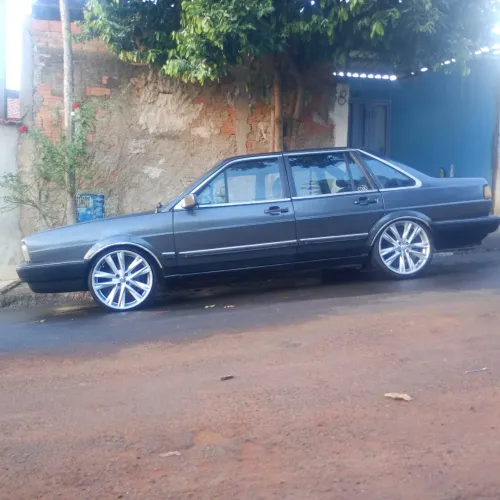 Volkswagen Santana Glsi / GLS 1.8/ 2.0 (álcool) 1990