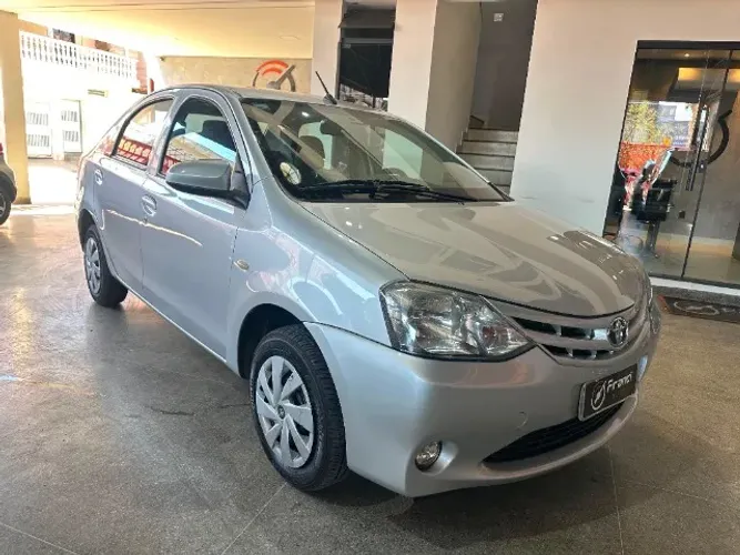 Toyota Etios X Sedan 1.5 Flex 16V 4P Mec. 2017