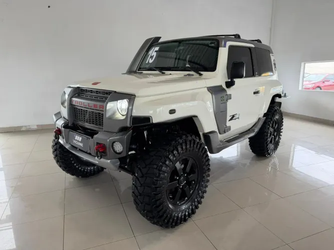 Troller T-4 XLT 3.2 2015