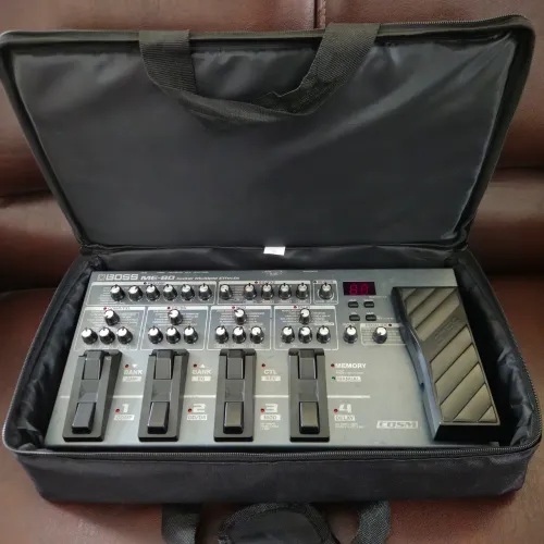 Pedaleira Boss ME-80
