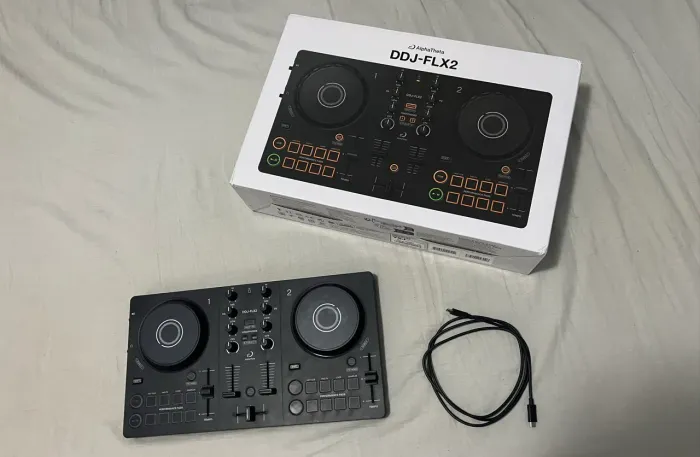 Controladora DDJ FLX2