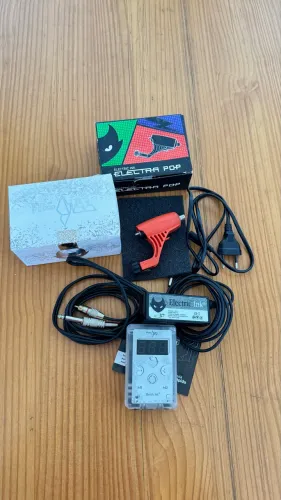 Kit Tattoo: Máquina tattoo Electric Ink + Cabo RCA + Fonte Electric Ink