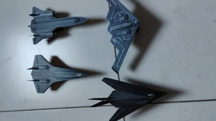 MINIATURAS, BRINQUEDOS, COLECIONAVEIS, SEMI NOVO