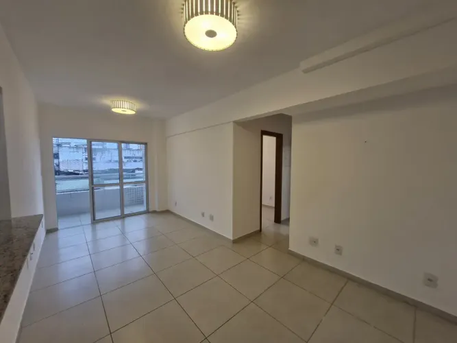 Ed. Residencial Vitória na Humaitá, 2/4(sendo 1 suíte ).