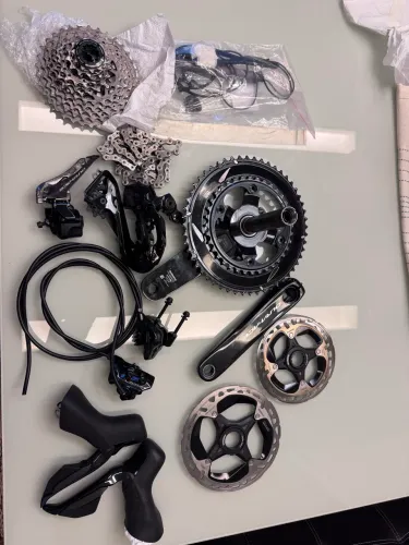 Grupo Shimano Dura Ace 9200 com Potência