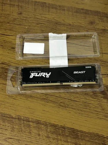 Memória RAM Kingston Beast 16GB DDR4