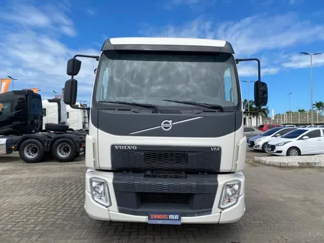 VM 330 4X2T (E5) 2020/2021 