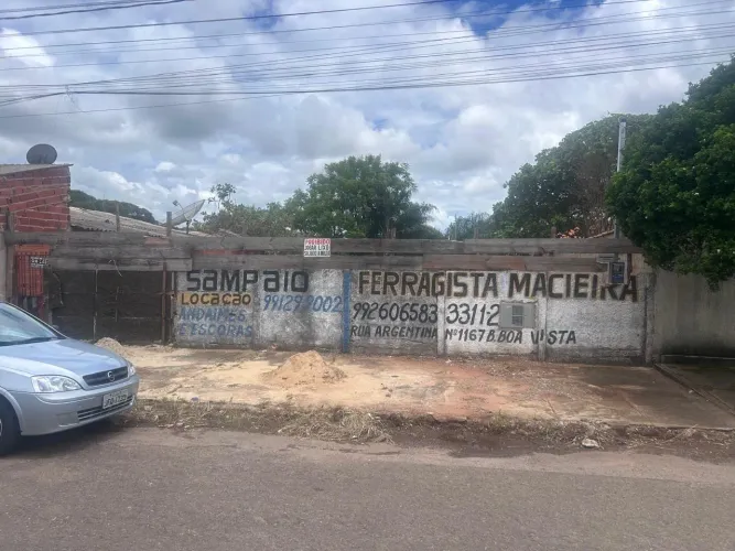 Lote no Bairro Bougainville 