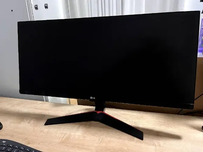 Tela LG Ultrawide 29 polegadas Plana