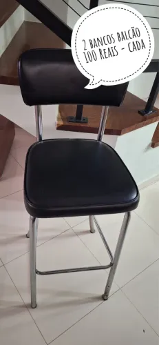 BANQUETA ALTA
