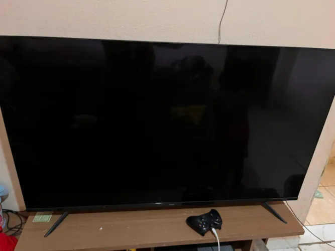 Vende-se uma televisão Philips 55 polegadas