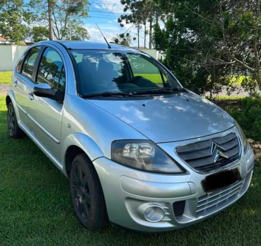 Citroen C3 GLX 1.4/ GLX Sonora 1.4 Flex 8V 5P 2012
