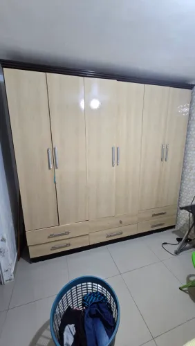 Guarda-roupa de casal