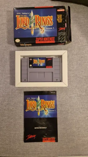 Lord of the Rings - Super Nintendo na caixa, impecável com Manual!