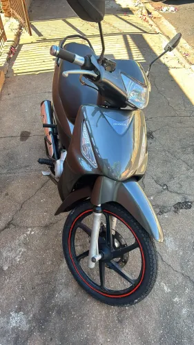 Vendo Biz 125 + ano 2009