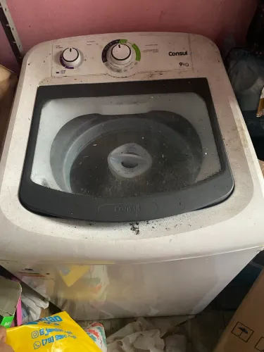 Máquina de lavar quebrada 