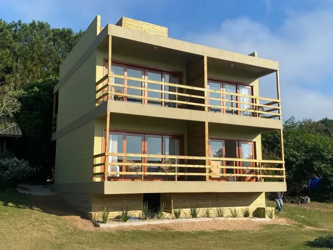 CASA e POUSADA no meio da NATUREZA