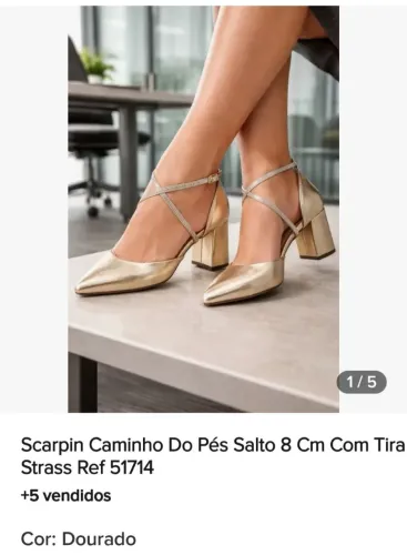 Sapato scarpin dourado nunca usado modelo 2026