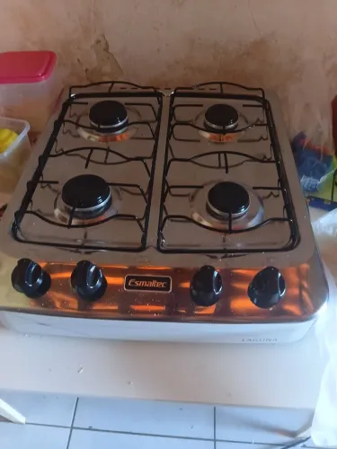 Fogao esmaltec a gas de mesa novo