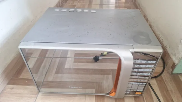 MICROONDAS  MIDEA  30 LITROS 