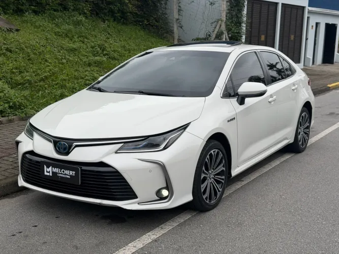 Toyota Corolla Altis Prem. Hybrid 1.8 Flex AUT 2021