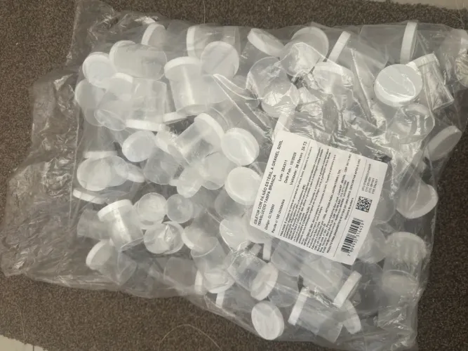 COLETOR COM PÁ NÃO ESTÉRIL A GRANEL 50ML TRANSLÚCIDO TAMPA BRANCA
