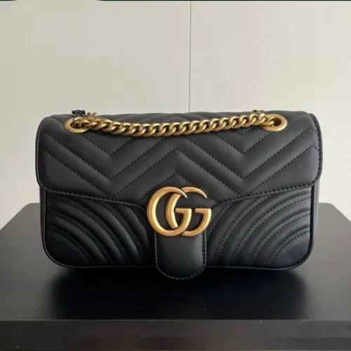 Bolsa linha premium de luxo Gucci Marmont Gg preta com caixa e acessórios.