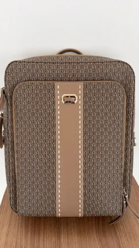 Mochila Victor Hugo