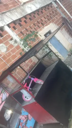 Vendo uma barraca grande
