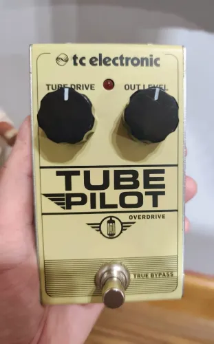 Pedal TC Electronics Tube Drive Valvulado - Válvula 12AX7