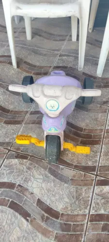 Triciclo infantil