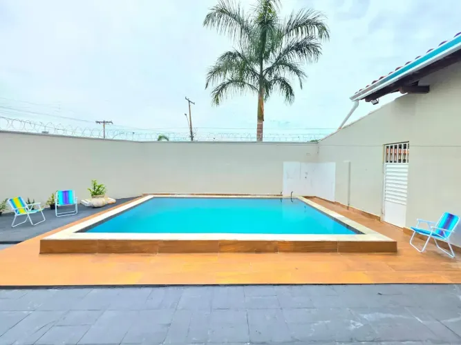 Casa para aluguel tem 220m² com 4 quartos no Setor Marechal Rondon - Goiânia - GO