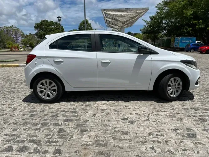 Chevrolet Onix JOY Hatch 1.0 8V Flex Mec. 4P 2019