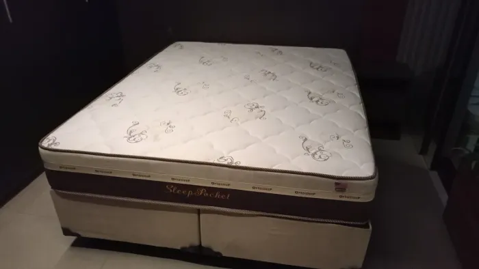 Cama box Queen size