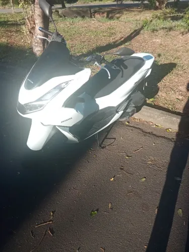 Vendo moto em excelente estado