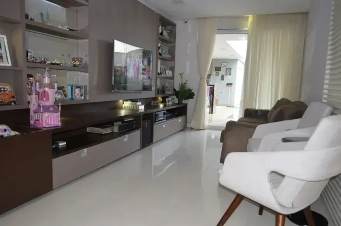 CONDOMÍNIO VILA DE SERVILHA  - LINDA RESIDÊNCIA - 1.200.000,00