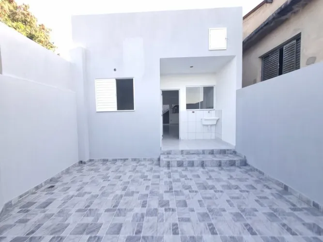 CASA TÉRREA NOVA NO JARDIM BRASILÂNDIA-ACEITA FINANCIAMENTO BANCÁRIO!!! ANALISA VEÍCULO CO