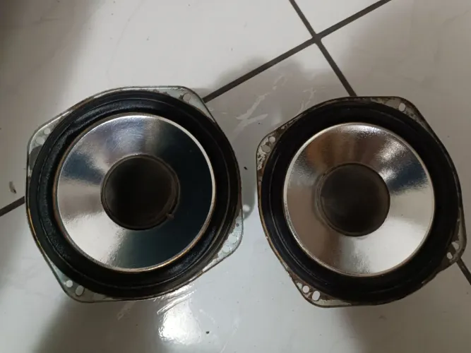 2 alto falantes Sony originais  Aceito cartão de crédito 