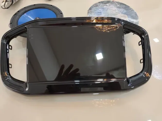 Som e Kit Multimídia automotivo 9' Strada Mobi Fiorino 2021 A 2026