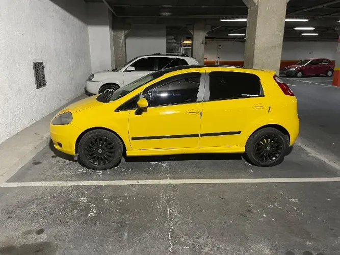 Fiat Punto Sporting 1.8 Flex 8v/16v 5P 2008