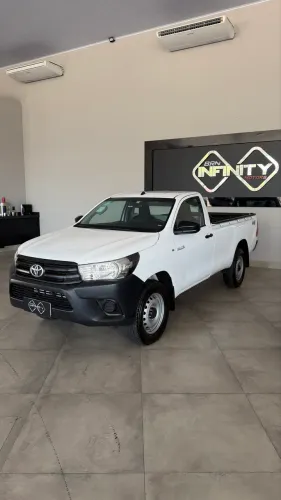 Toyota Hilux CS 4X4 2.8 TDI Diesel Mec. 2024
