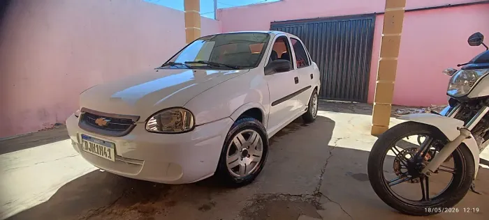Chevrolet Corsa Sedan Super/ Classic 1.6 MPFI 8V 4 2004