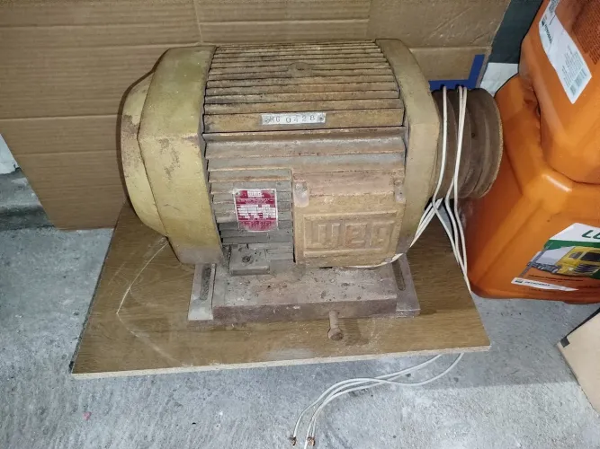 Motor WEG 10CV TRIFÁSICO 
